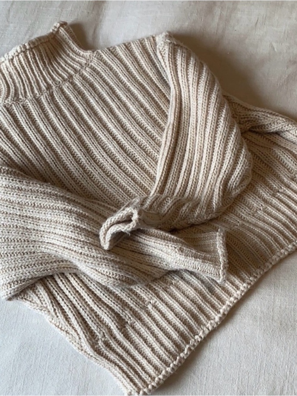 H&M sweater